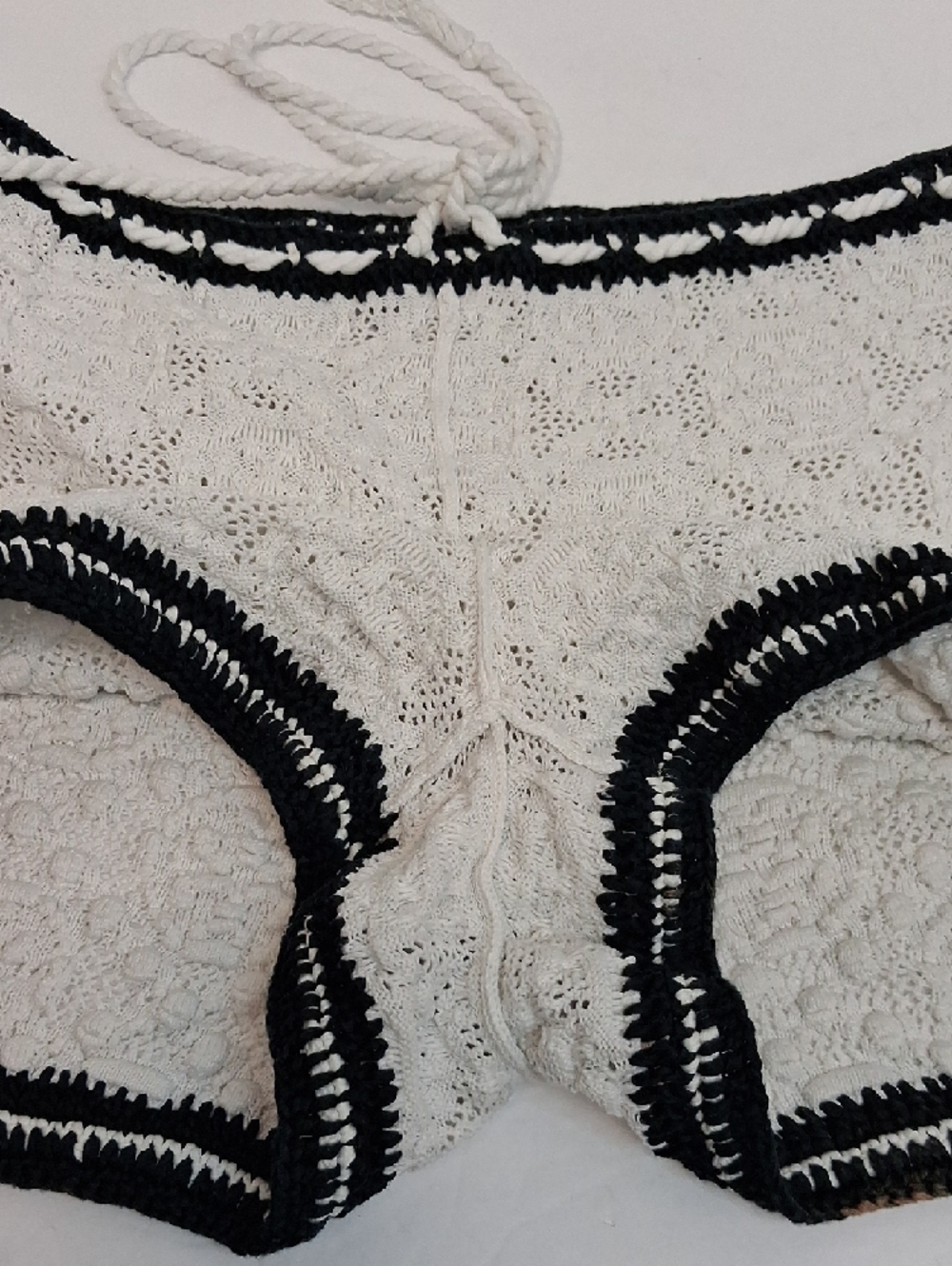 Tory Burch Crochet Knit Lounge Shorts Cream Black Trim Drawstring Size Small - Picture 9 of 10